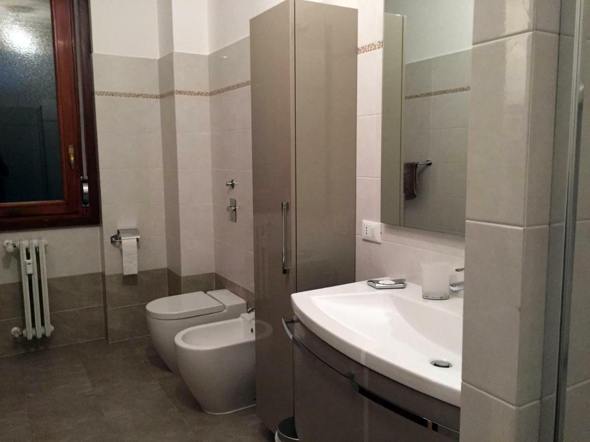 Holiday home Up To Four Milan